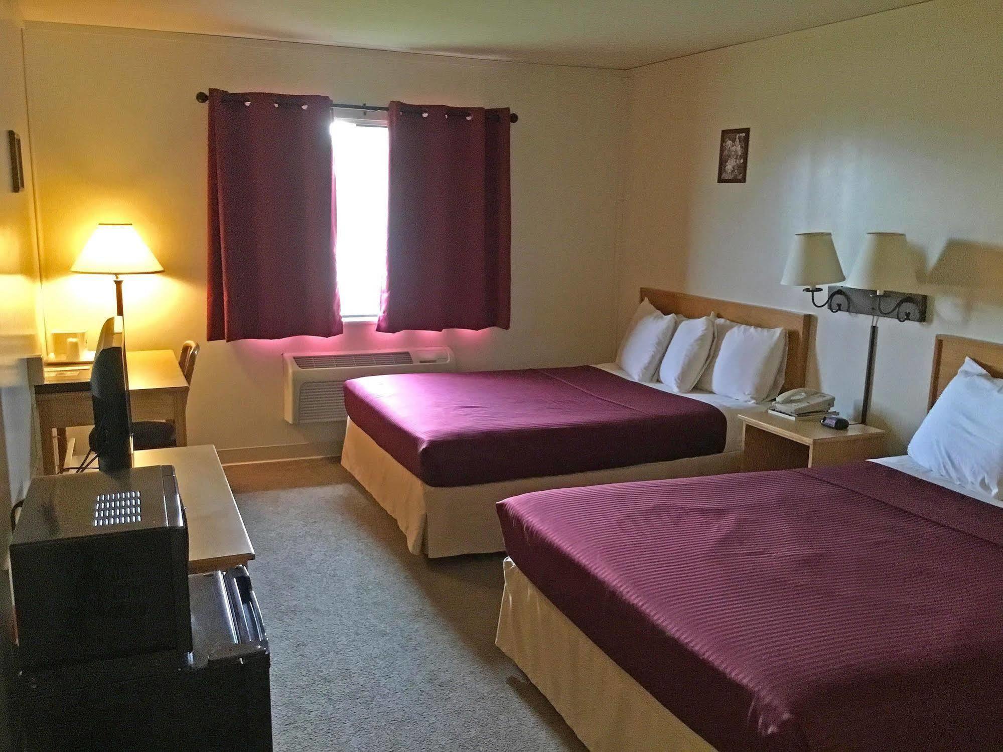 Simple Rewards Inn Shelbina Luaran gambar